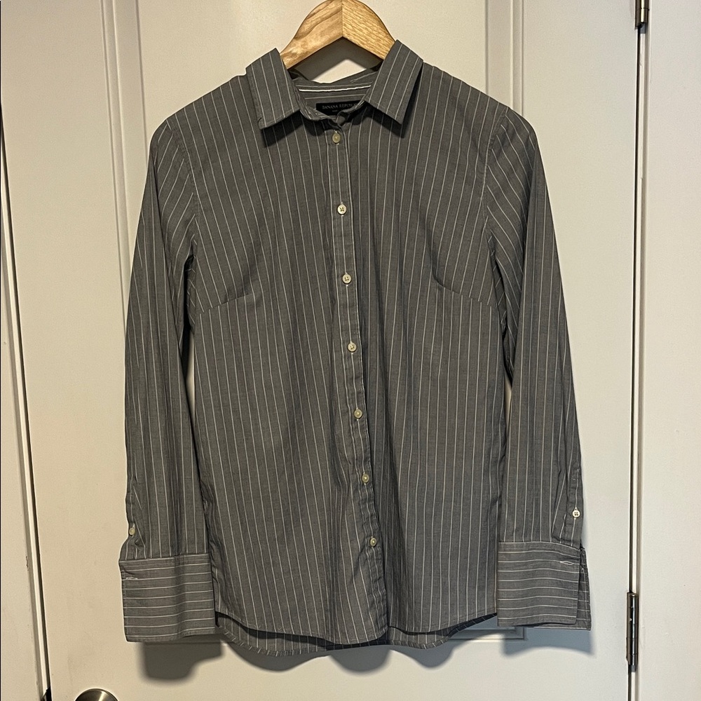 Banana Republic Women's Light Gray Pinstripe Riley Shirt